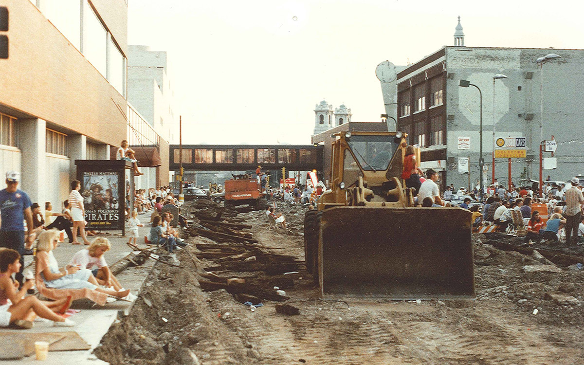 Hennepin Avenue Reconstruction